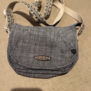 Keen Handbag, Grey and White